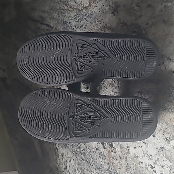 Gucci Ace Sneakers - Picture 6 of 8